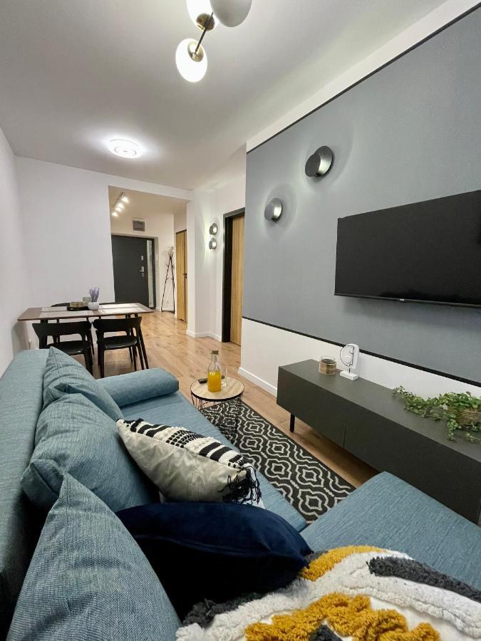 Przestronny Apartament W Centrum Miasta Radom Exterior photo